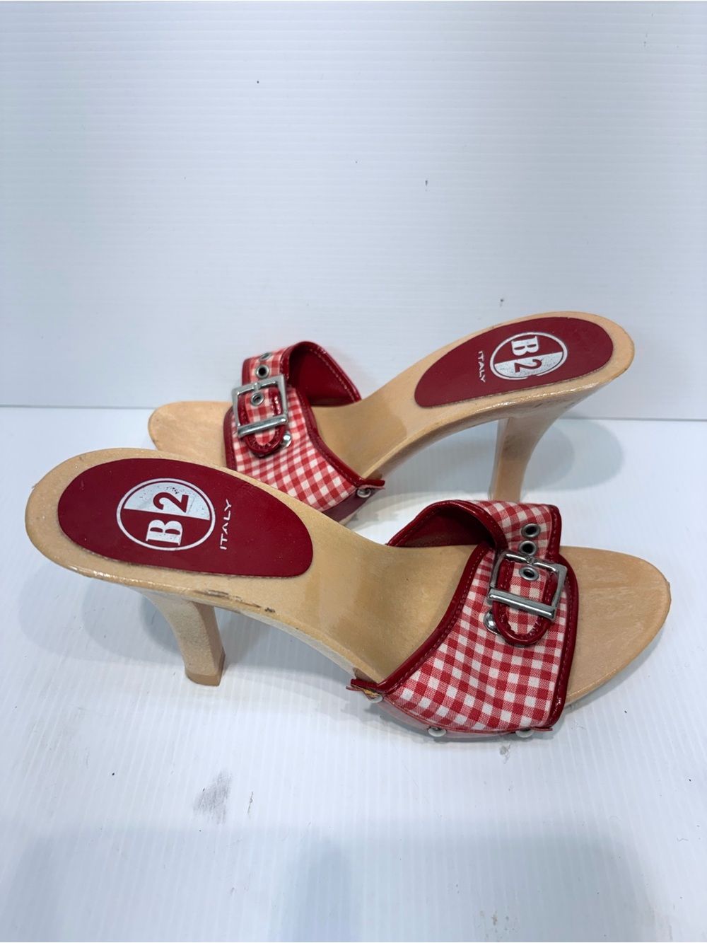 Italy Red Gingham Buckle Slide Heels for Women - Size 7 (European 38)